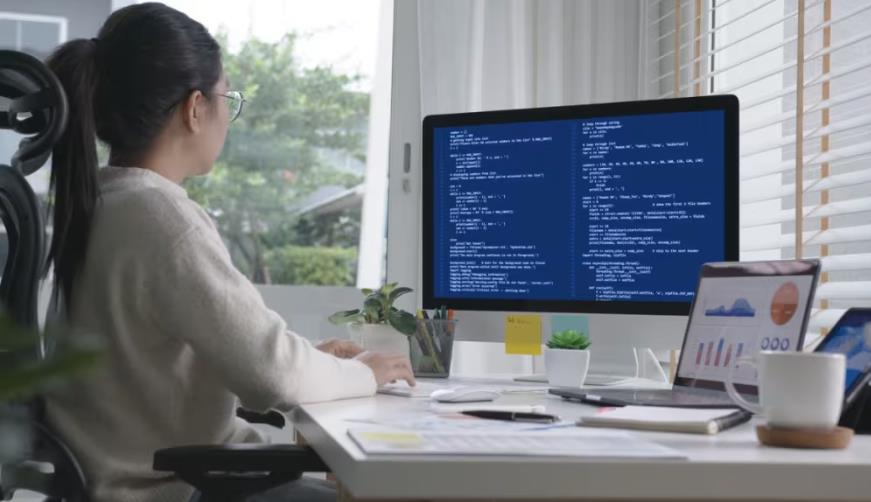 左贡县企业数字化解决方案：机器学习赋能商业模式升级的核心路径